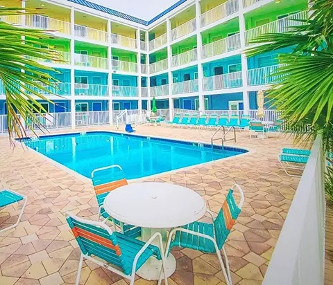 445 S Gulfview Blvd #323, Clearwater Beach, FL 33767