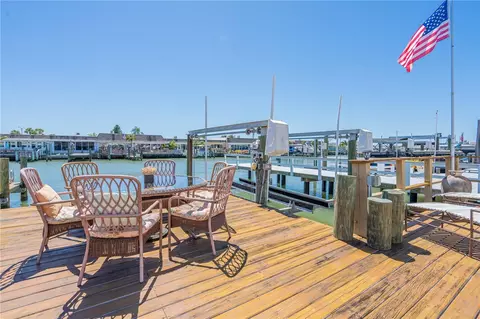 292 Boca Ciega Point Blvd N #1812, Saint Petersburg, FL 33708