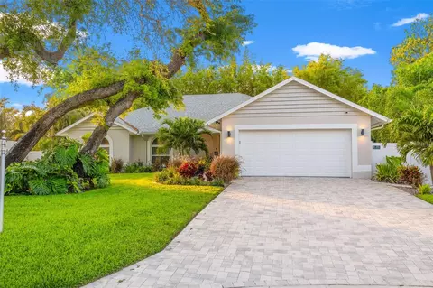 3924 39th Cir S, Saint Petersburg, FL 33711