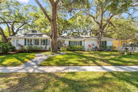 625 Wilkie St, Dunedin, FL 34698