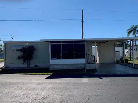 12766 Seminole Blvd #65, Largo, FL 33778