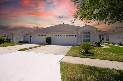1832 Ravenridge St, Wesley Chapel, FL 33543