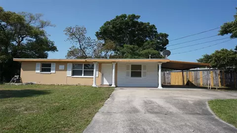 11698 104th St, Largo, FL 33773