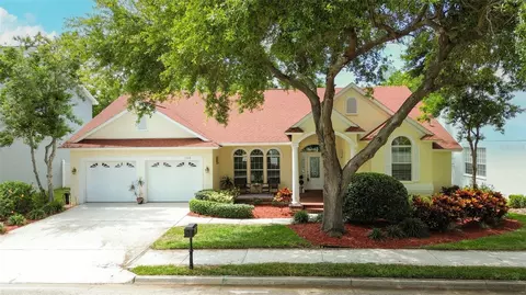 13618 Traditions Dr, Seminole, FL 33776