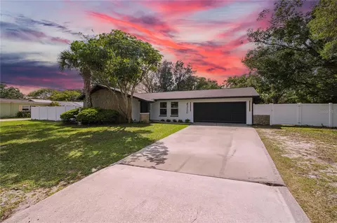 4350 45 St N, Saint Petersburg, FL 33714