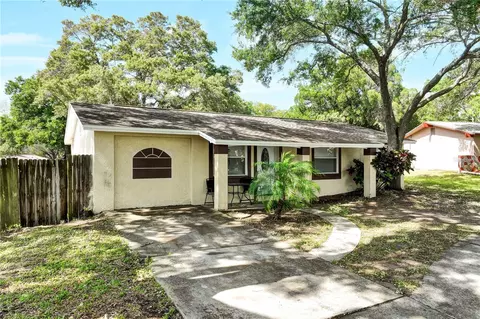 2876 Nutwood St, Clearwater, FL 33759