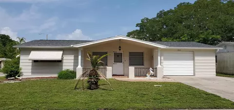 1834 Dartmouth Dr, Holiday, FL 34691