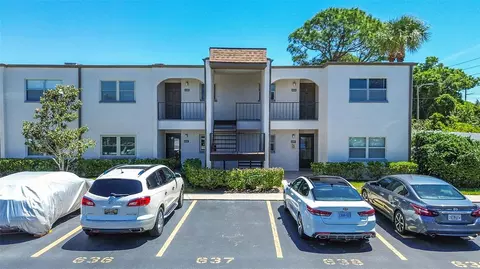 7701 Starkey Rd #640, Seminole, FL 33777
