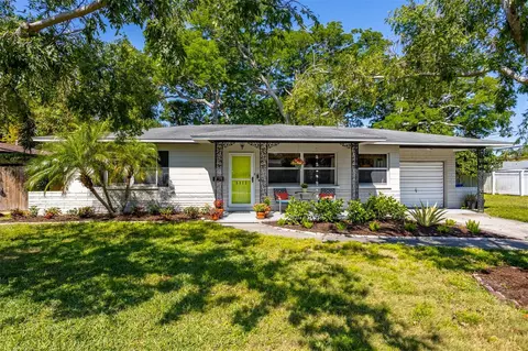 3372 52nd St N, Saint Petersburg, FL 33710