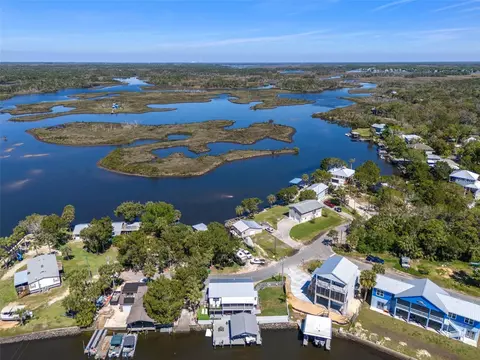 12470 W Battlecreek Dr, Homosassa, FL 34448