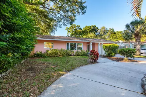 6208 12th Ave S, Gulfport, FL 33707