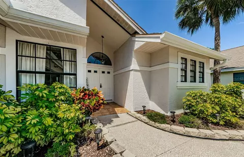 764 Crestridge Dr, Tarpon Springs, FL 34688