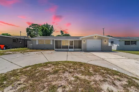 4824 Flora Ave, Holiday, FL 34690