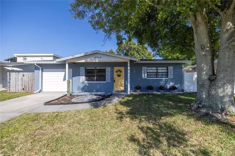 8929 59th Way N, Pinellas Park, FL 33782