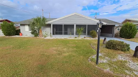 737 Torrey Pines Ave, Sun City Center, FL 33573