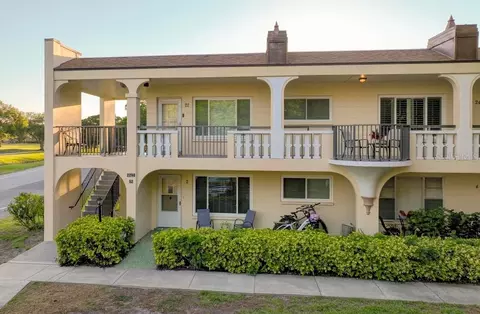 2298 Netherlands Dr #2, Clearwater, FL 33763