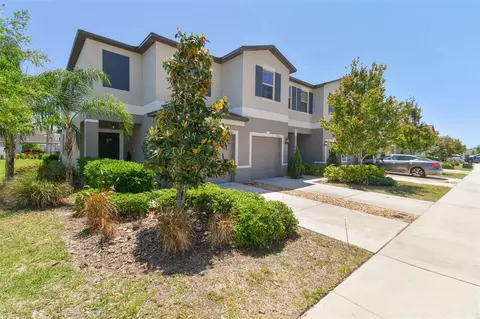 9761 Pembrooke Pines Dr, Sun City Center, FL 33573