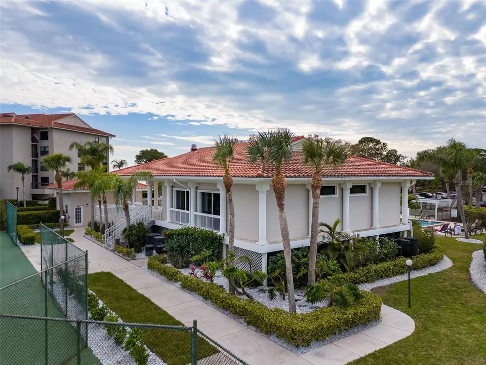 View/Area - 1801 Mariner Dr #20, Tarpon Springs, FL 34689 photo 9 of 17