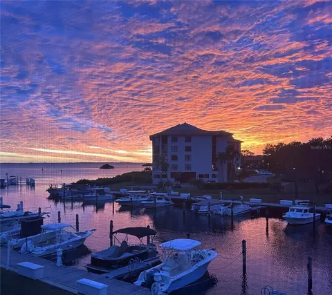 1801 Mariner Dr #20, Tarpon Springs, FL 34689