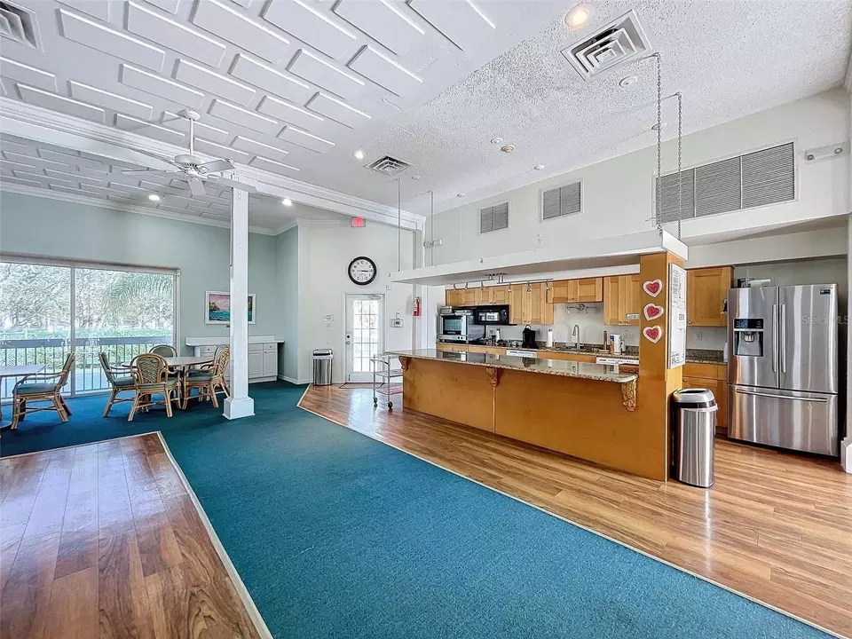 Living - 1801 Mariner Dr #20, Tarpon Springs, FL 34689 photo 8 of 8