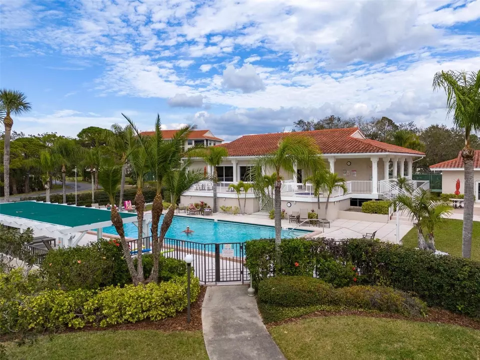 Exterior - 1801 Mariner Dr #20, Tarpon Springs, FL 34689 photo 5 of 9