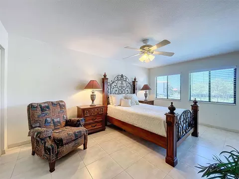 Bedroom - 1801 Mariner Dr #20, Tarpon Springs, FL 34689 photo 1 of 7