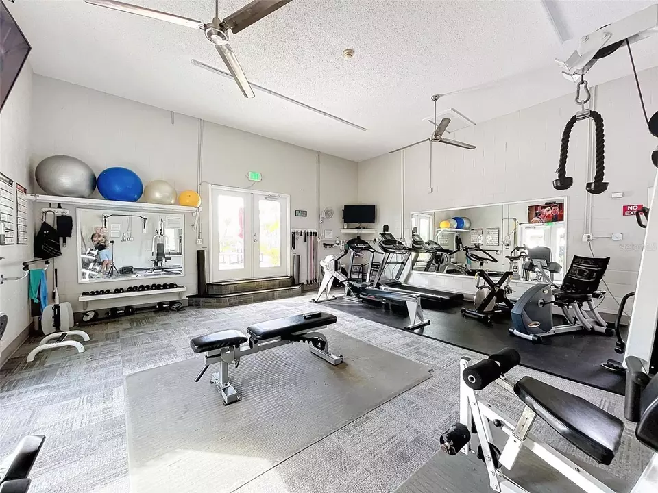 Exterior - 1801 Mariner Dr #20, Tarpon Springs, FL 34689 photo 8 of 9