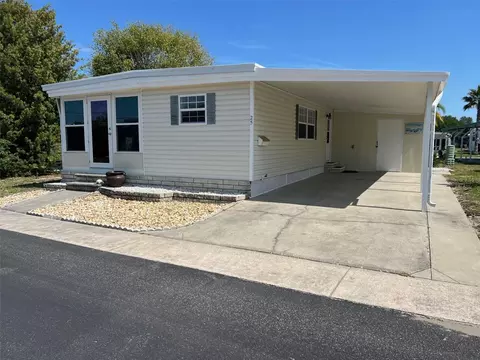 25 Pindo Palm St W, Largo, FL 33770