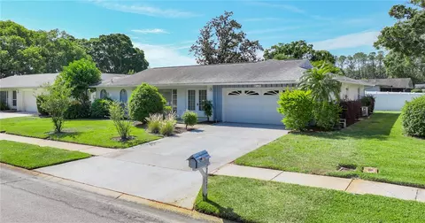 2120 Portside Psge, Palm Harbor, FL 34685