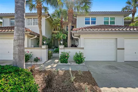 903 Pinellas Bayway S #304, Tierra Verde, FL 33715