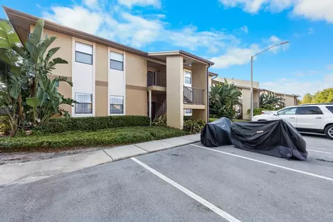 10100 Sailwinds Blvd N #101, Largo, FL 33773