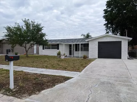 5347 Mosaic Dr, Holiday, FL 34690