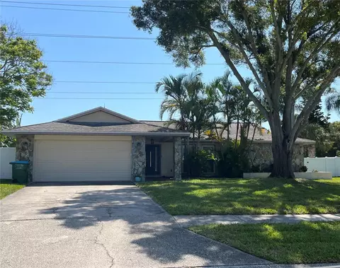 510 Hollow Ridge Rd, Palm Harbor, FL 34683