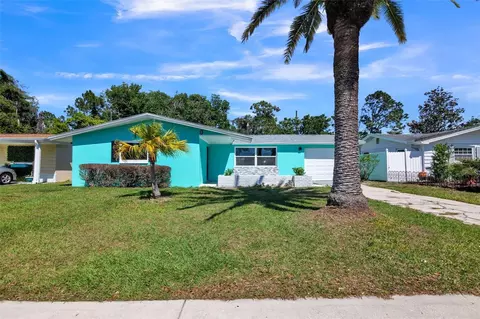 3322 Bainbridge Dr, Holiday, FL 34691