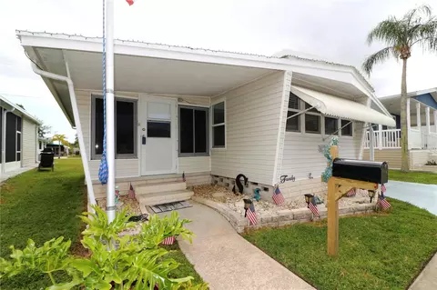 34077 Avocado Dr N, Pinellas Park, FL 33781