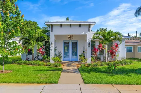 1221 9th Ave S, Saint Petersburg, FL 33705