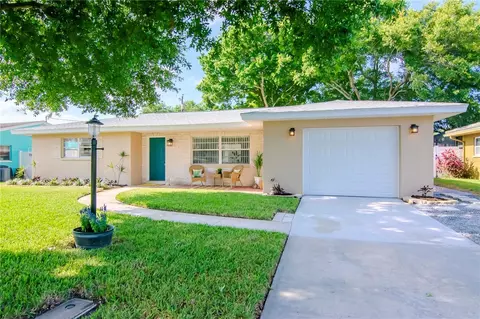 10904 91st Ter, Seminole, FL 33772