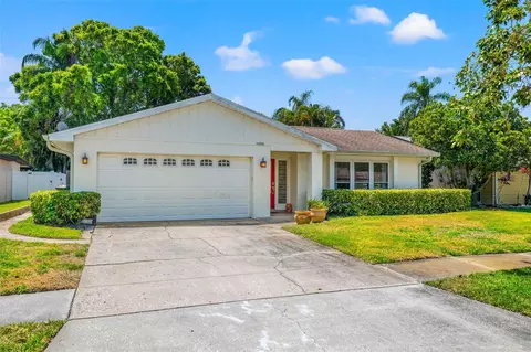 12925 128th Ave N, Largo, FL 33774