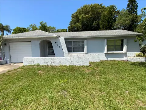 2714 Mary Sue St, Largo, FL 33774