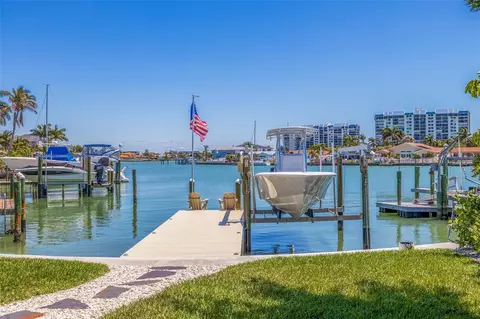 24 Marina Ter, Treasure Island, FL 33706
