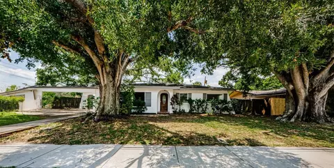 1814 Nursery Rd, Clearwater, FL 33764