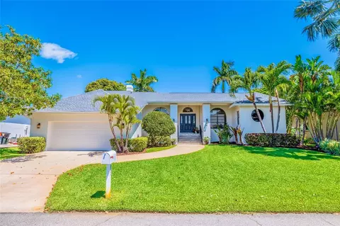 647 Cortez Dr, Tierra Verde, FL 33715