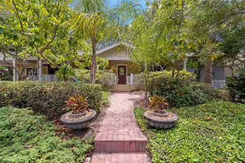 717 Wilkie St, Dunedin, FL 34698