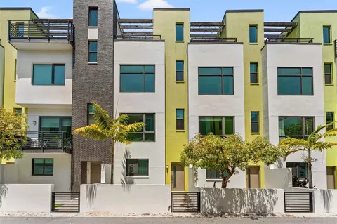 951 Arlington Ave N, Saint Petersburg, FL 33705