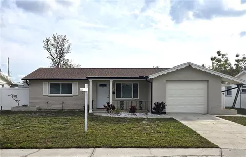 3048 Huntington Rd, Holiday, FL 34691