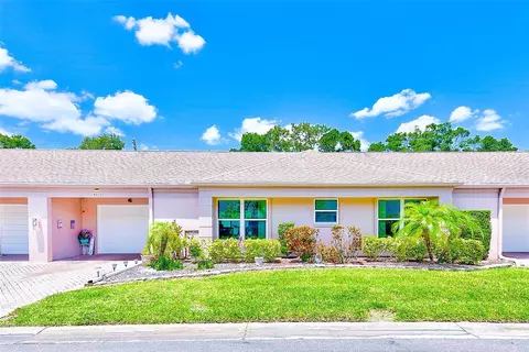 8213 Annwood Rd, Seminole, FL 33777