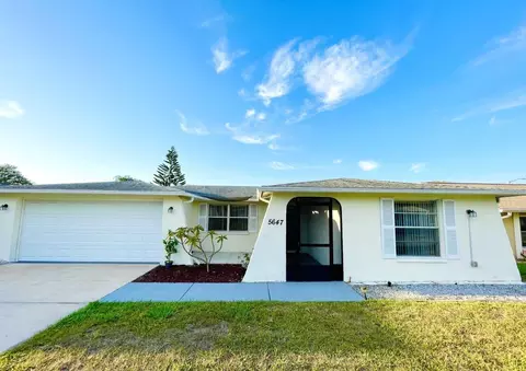 5647 Mirada Dr, Holiday, FL 34690