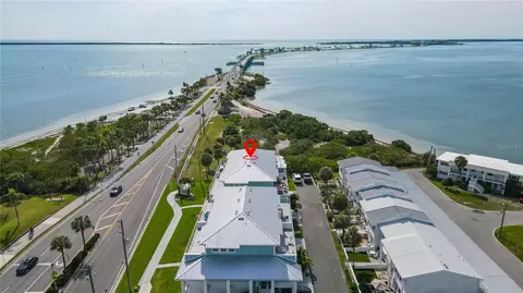 232 Causeway Blvd, Dunedin, FL 34698