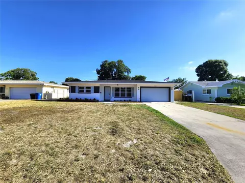 2440 68th Ave S, Saint Petersburg, FL 33712
