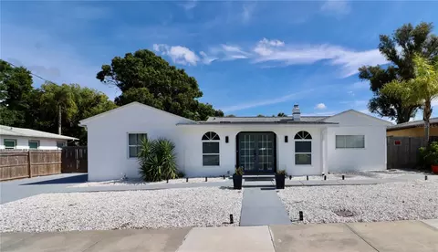 400 Sunburst Ct, Clearwater, FL 33755